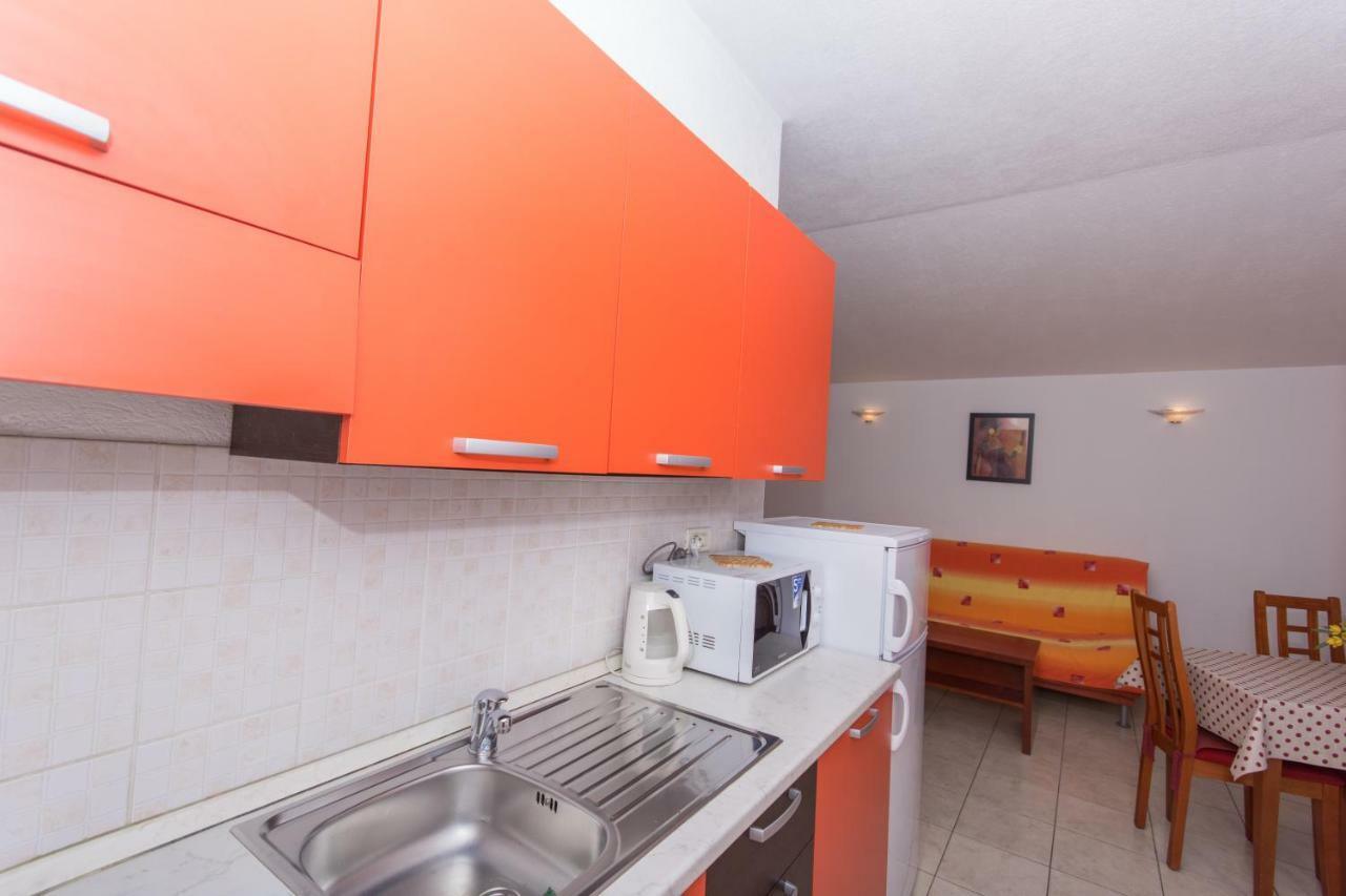 Apartments Fumija Трогир Экстерьер фото