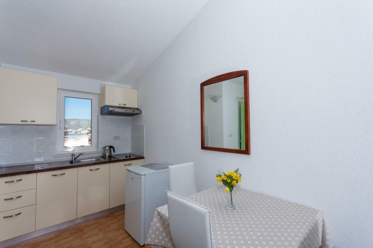 Apartments Fumija Трогир Экстерьер фото
